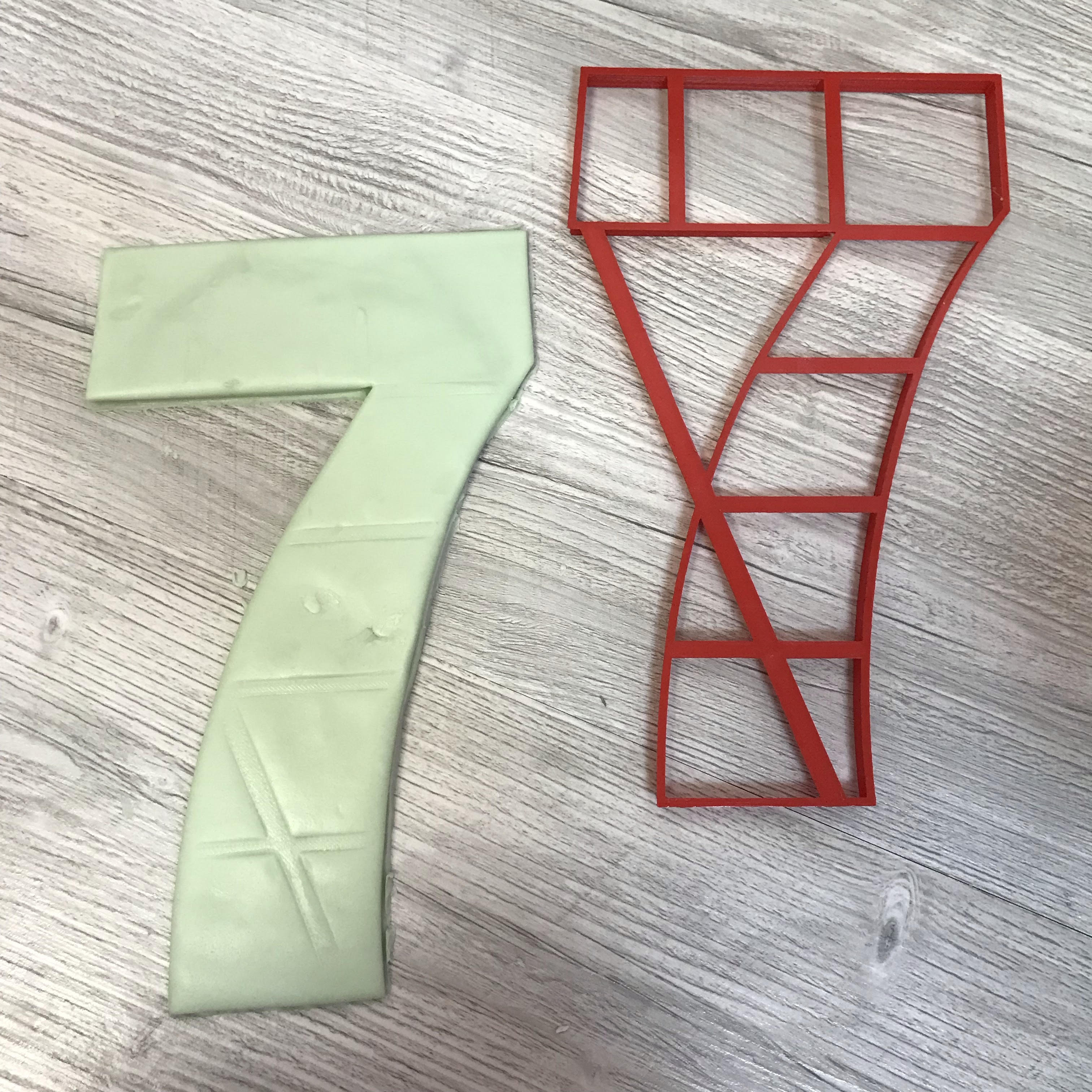 3D форма вырубка для выпечки Цифра 7  (26 х 15,5см)