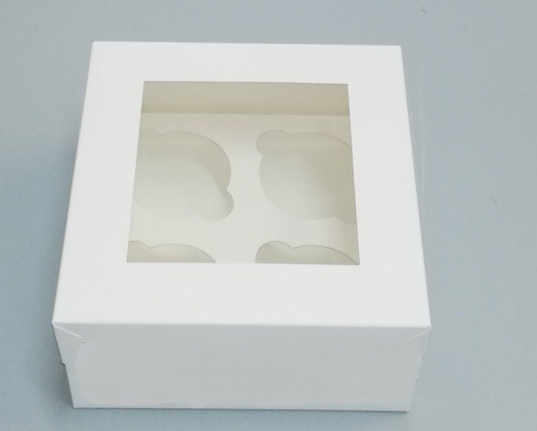 Коробка для 4 кексов, капкейков, маффинов 17х17х9см (с окошком и вставкой)