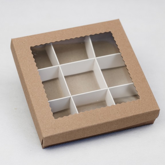 Коробка для 9 конфет КРАФТ с окошком 15,5х15,5х3